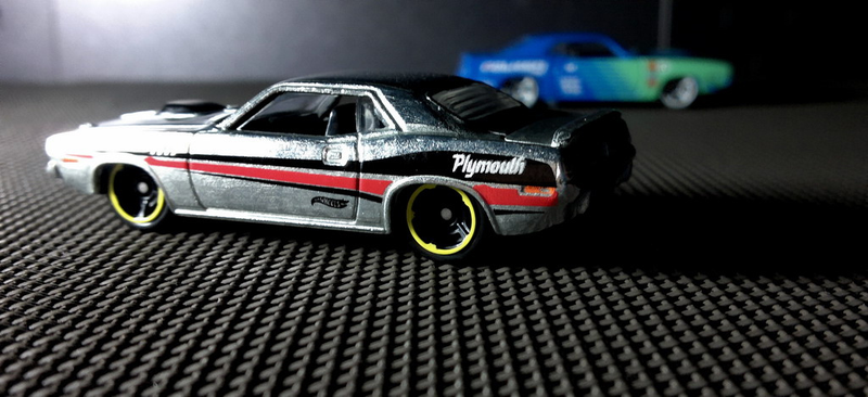 Illustration for article titled Plymouth Cuda's